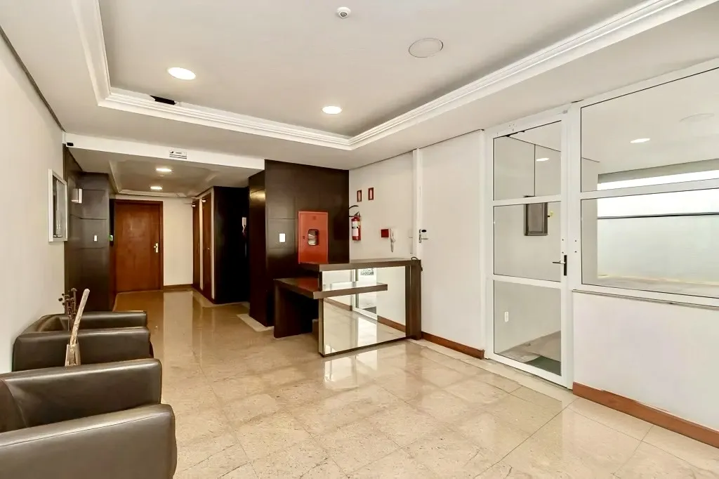 R$ 572.000 - APARTAMENTO - SACADA - 73M2 - 1 DORM - SU&Iacute;TE - 1 VAGA Rua Santo Antônio Porto Alegre - 