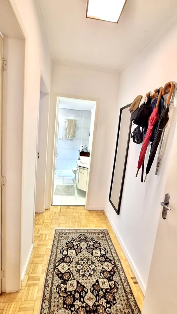 R$ 690.000 - MARAVILHOSO APARTAMENTO T&Eacute;RREO - 77M2 - 2 DORM - 1 VAGA Rua Marquês do Pombal Porto Alegre - 