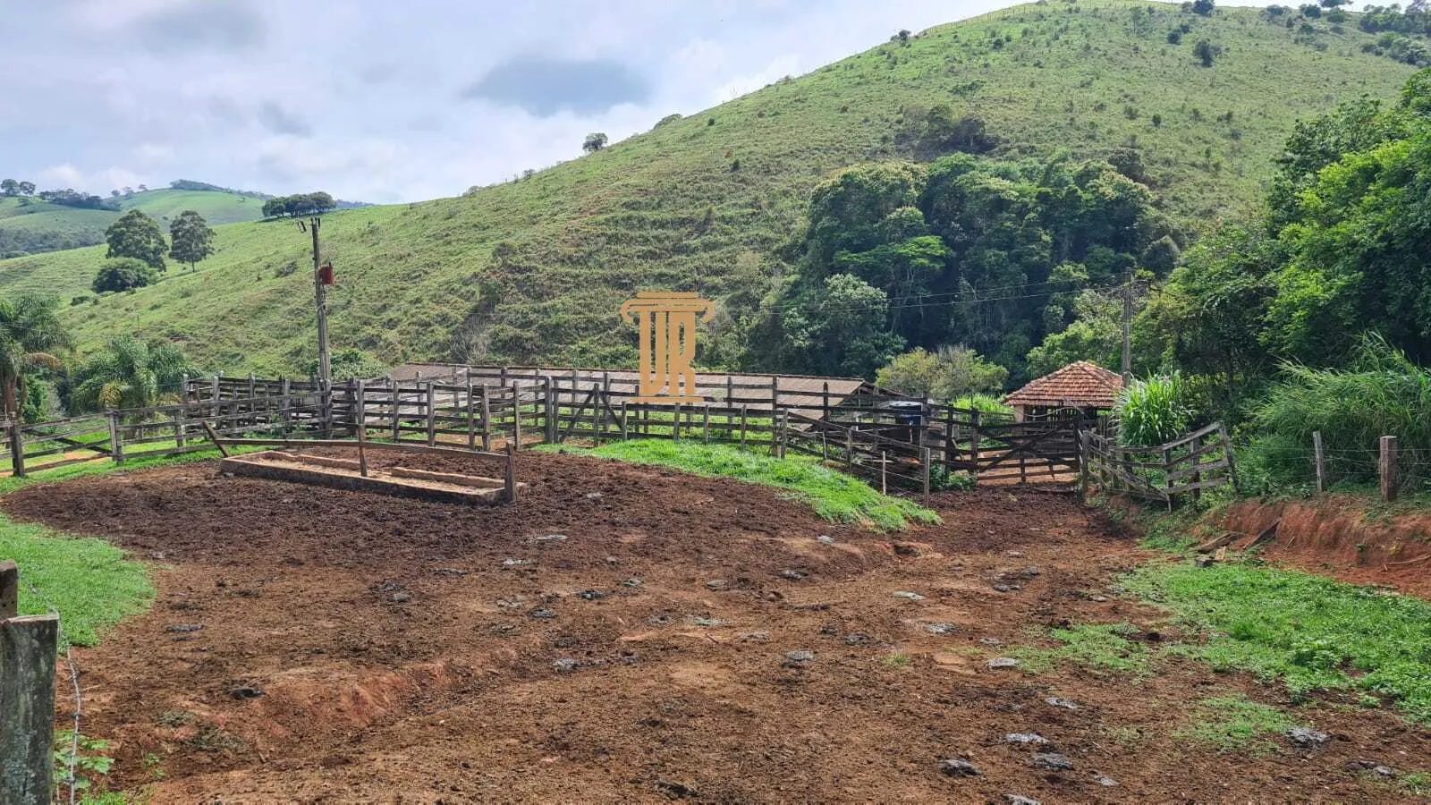 FAZENDA COM 84 ALQUEIRES EM POUSO ALTO &ndash; MG  Pouso Alto - 