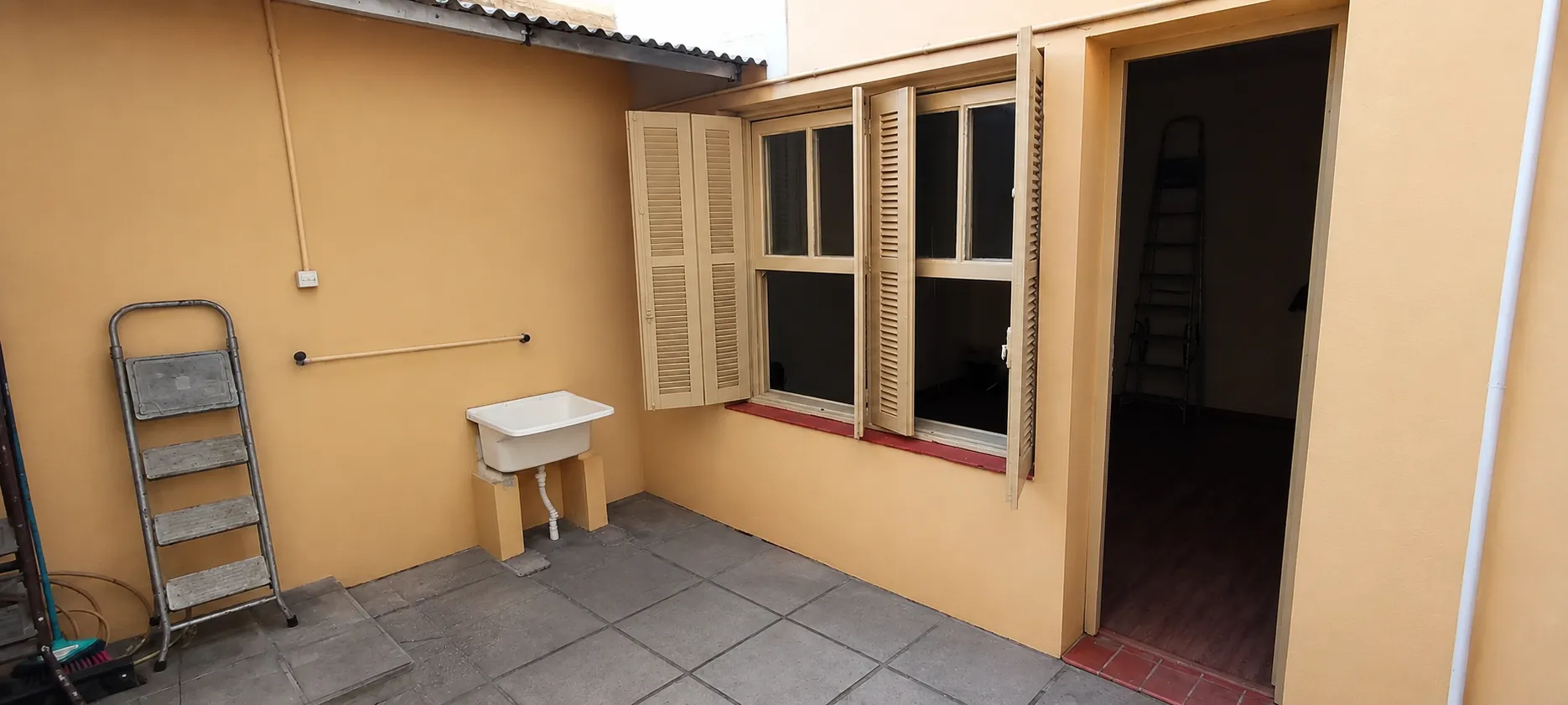 APARTAMENTO COM UM DORMITÓRIO NO CENTRO DE PELOTAS