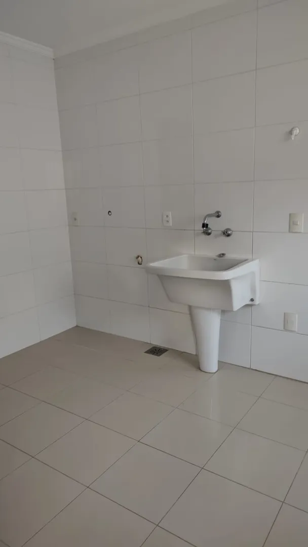 Casa para Loca&ccedil;&atilde;o - 320m - R$ 9.600 - Pacote - Cond. Aldeia da Mata - Votorantim Avenida Rogério Cassola Votorantim - 