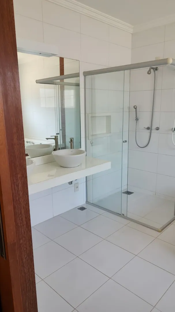 Casa para Loca&ccedil;&atilde;o - 320m - R$ 9.600 - Pacote - Cond. Aldeia da Mata - Votorantim Avenida Rogério Cassola Votorantim - 