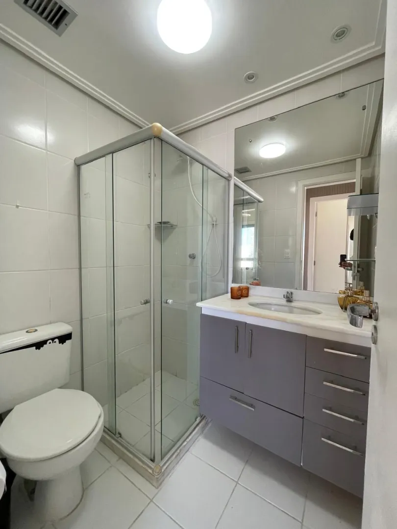 APARTAMENTO 2 QUARTOS SU&Iacute;TE 2 GARAGENS ELEVADORES &Agrave; VENDA JARDIM APIPEMA ONDINA Rua Nita Costa Salvador - 