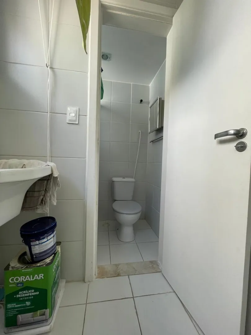 APARTAMENTO 2 QUARTOS SU&Iacute;TE 2 GARAGENS ELEVADORES &Agrave; VENDA JARDIM APIPEMA ONDINA Rua Nita Costa Salvador - 