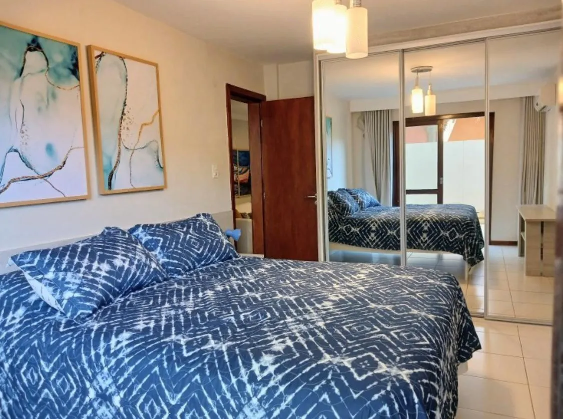 APARTAMENTO 2 SU&Iacute;TES VARANDA GARAGENS PISCINA ACESSO &Agrave; PRAIA &Agrave; VENDA PRAIA FORTE  Mata de São João - 