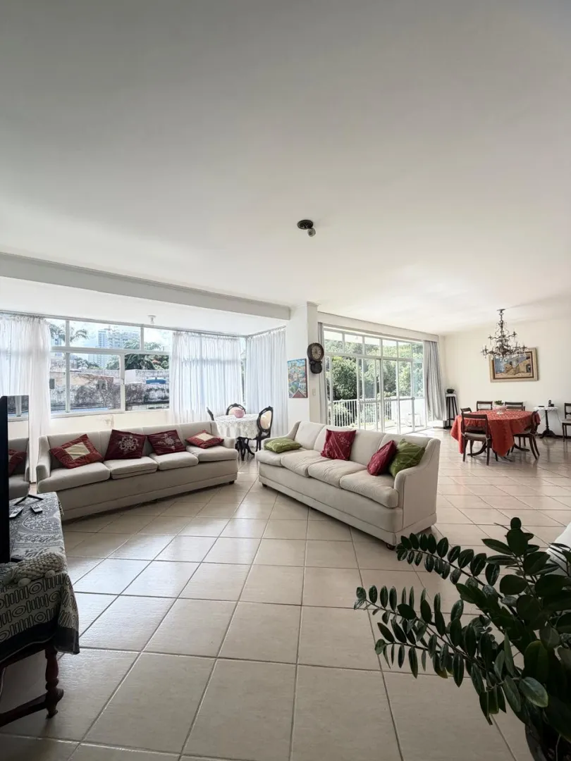 APARTAMENTO 4 QUARTOS SU&Iacute;TE GARAGENS ELEVADORES PORTARIA &Agrave; VENDA CORREDOR DA VIT&Oacute;RIA Avenida Sete de Setembro Salvador - 