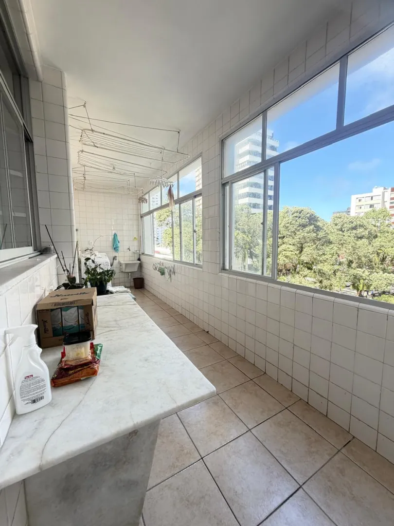 APARTAMENTO 4 QUARTOS SU&Iacute;TE GARAGENS ELEVADORES PORTARIA &Agrave; VENDA CORREDOR DA VIT&Oacute;RIA Avenida Sete de Setembro Salvador - 