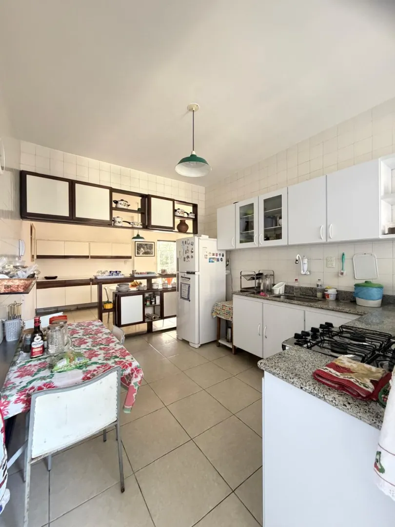 APARTAMENTO 4 QUARTOS SU&Iacute;TE GARAGENS ELEVADORES PORTARIA &Agrave; VENDA CORREDOR DA VIT&Oacute;RIA Avenida Sete de Setembro Salvador - 