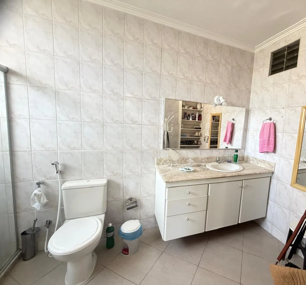 APARTAMENTO 4 QUARTOS SU&Iacute;TE GARAGENS ELEVADORES PORTARIA &Agrave; VENDA CORREDOR DA VIT&Oacute;RIA Avenida Sete de Setembro Salvador - 