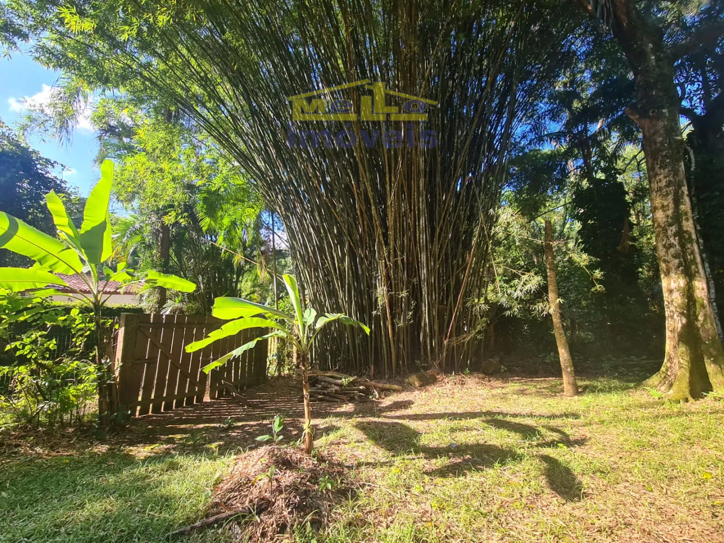 LOCA&Ccedil;&Atilde;O ANUAL &ndash; CASA EM BOI&Ccedil;UCANGA INDEPENDENTE Rua Josef Benes São Sebastião - 