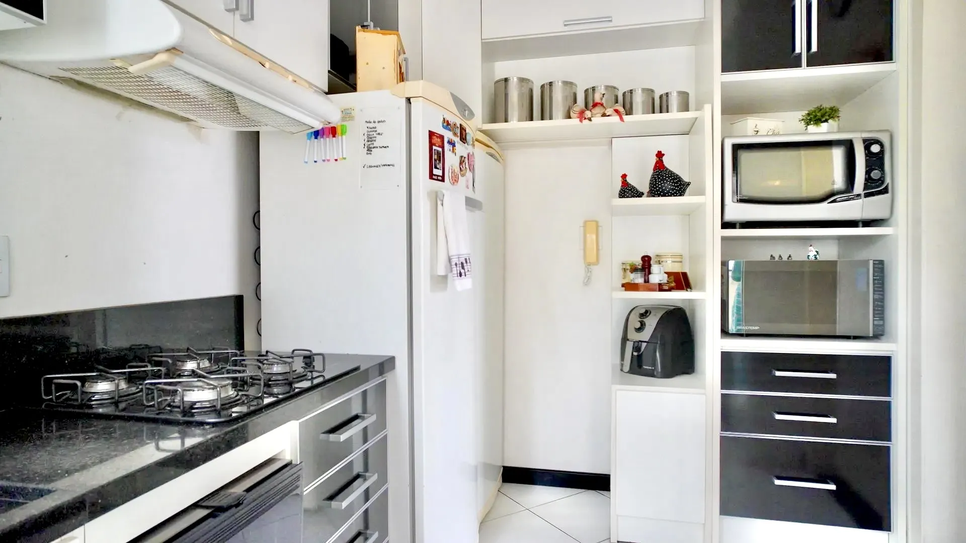 R$ 375.000 - OPORTUNIDADE - APARTAMENTO - 92M2 - 2 DORM - SU&Iacute;TE - 1 VAGA Rua Enes Bandeira Porto Alegre - 
