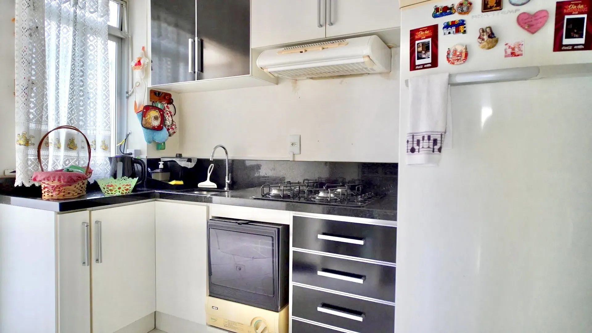 R$ 375.000 - OPORTUNIDADE - APARTAMENTO - 92M2 - 2 DORM - SU&Iacute;TE - 1 VAGA Rua Enes Bandeira Porto Alegre - 