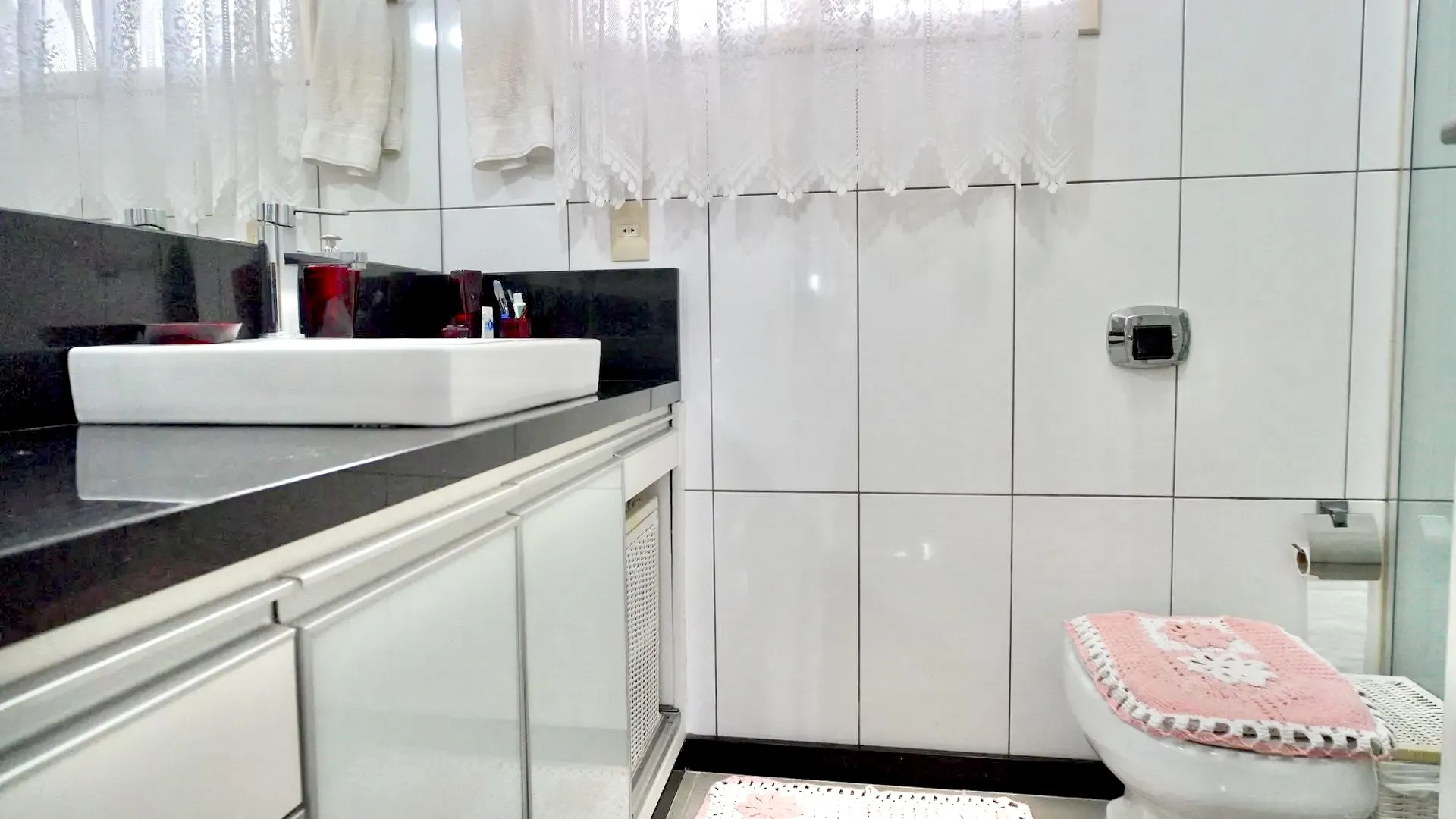 R$ 375.000 - OPORTUNIDADE - APARTAMENTO - 92M2 - 2 DORM - SU&Iacute;TE - 1 VAGA Rua Enes Bandeira Porto Alegre - 
