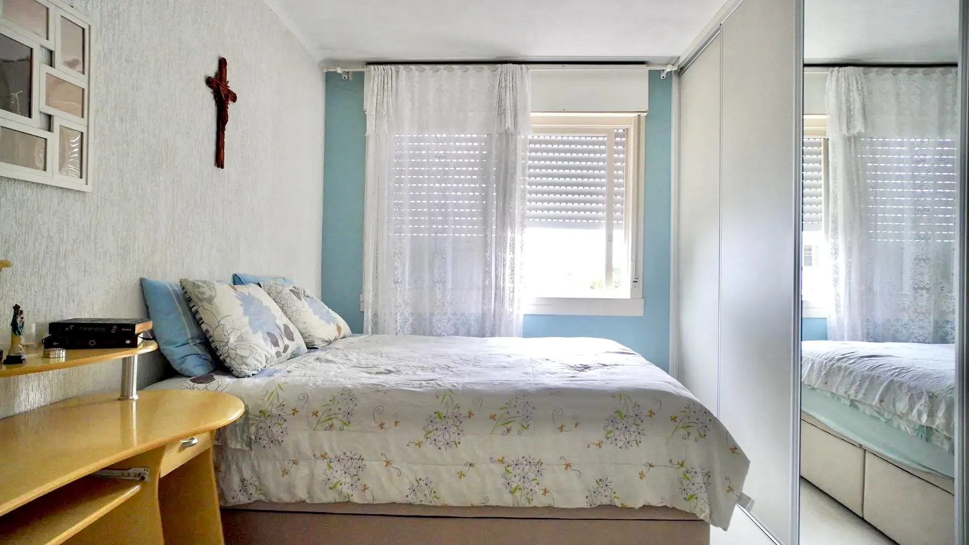 R$ 375.000 - OPORTUNIDADE - APARTAMENTO - 92M2 - 2 DORM - SU&Iacute;TE - 1 VAGA Rua Enes Bandeira Porto Alegre - 