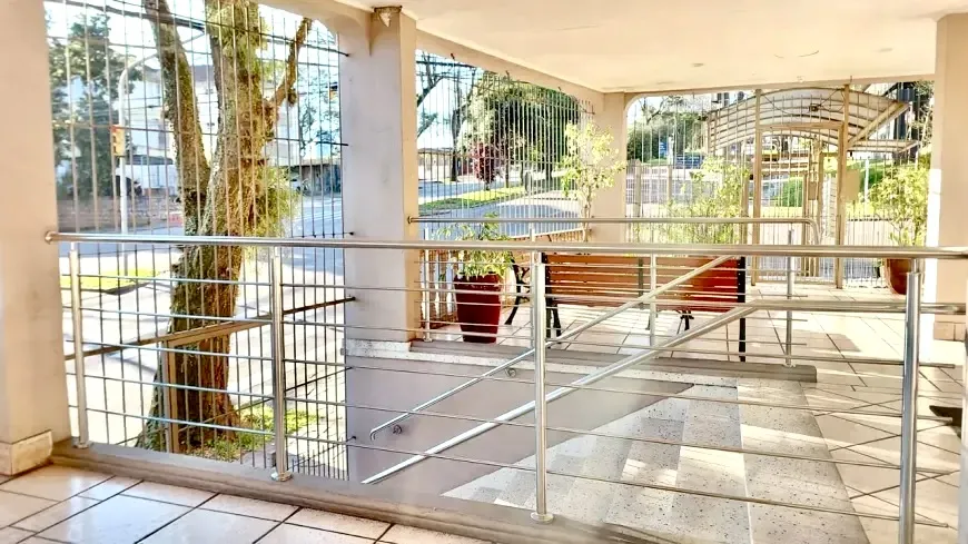 R$ 649.000 - &Oacute;TIMO APARTAMENTO - 94M2 - 3 DORM - SU&Iacute;TE - REFORMADO - MOBILIADO - 1 VAGA Rua Professor Cristiano Fischer Porto Alegre - 