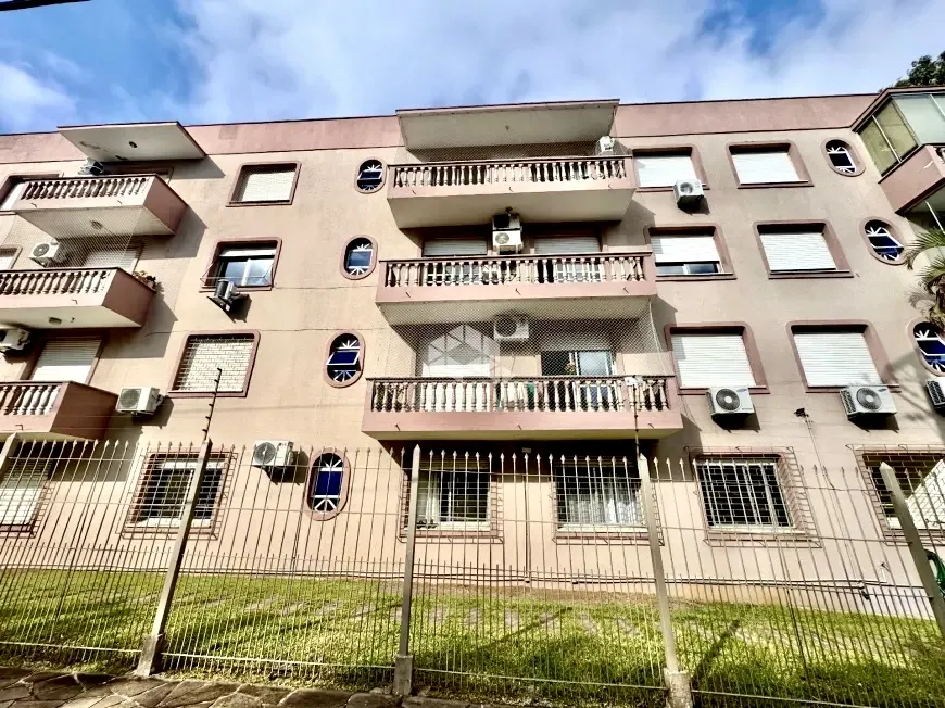 R$ 649.000 - &Oacute;TIMO APARTAMENTO - 94M2 - 3 DORM - SU&Iacute;TE - REFORMADO - MOBILIADO - 1 VAGA Rua Professor Cristiano Fischer Porto Alegre - 