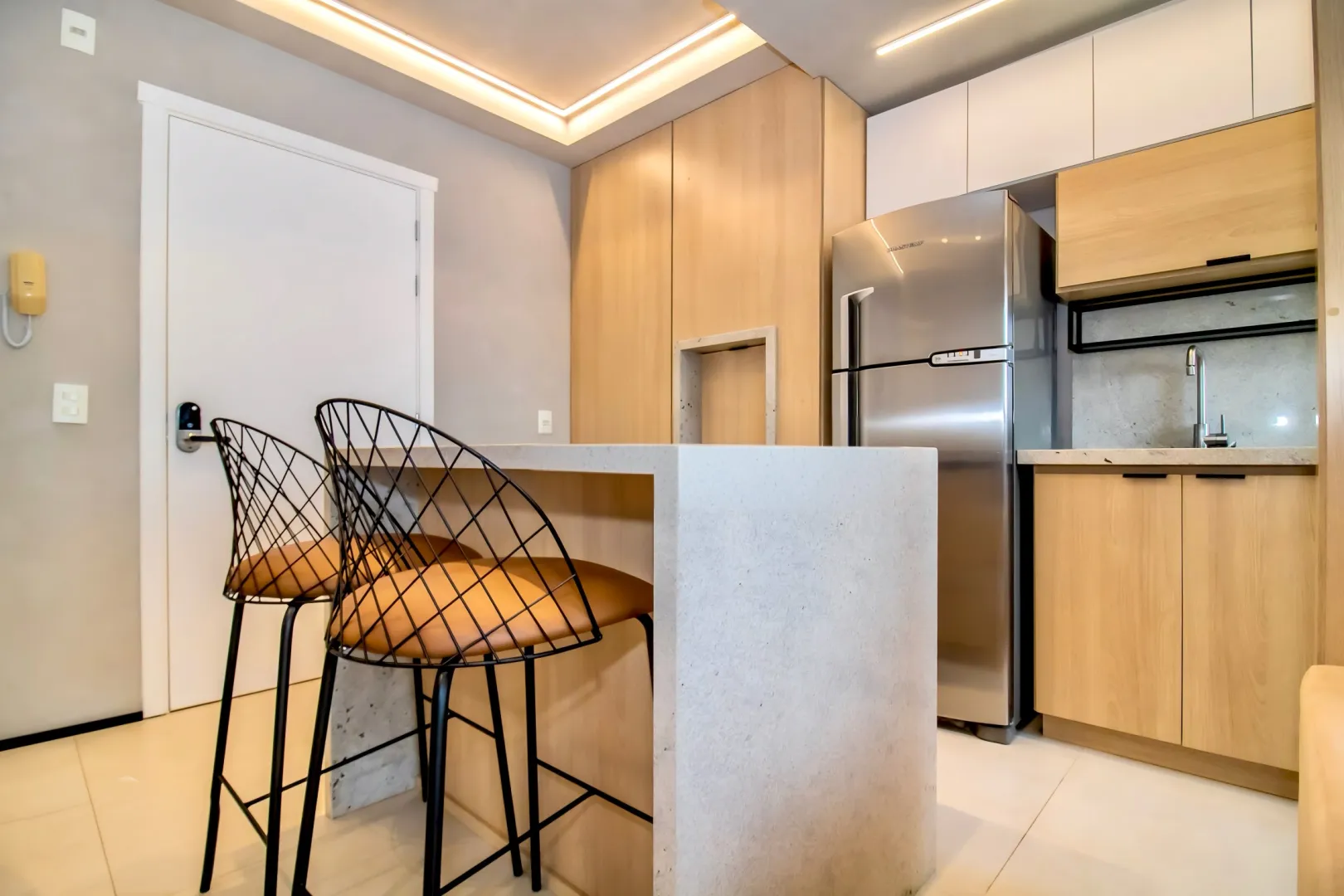 R$ 680.000 - JOY - APARTAMENTO - 63M2 - 2 DORM - SU&Iacute;TE - VISTA - 2 VAGAS - INFRA Rua Bezerra de Menezes Porto Alegre - 