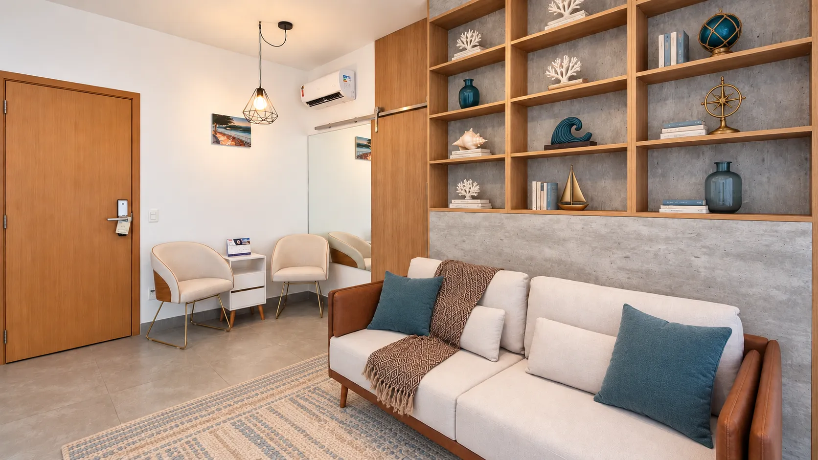 Apartamento mobiliado no Tarum&atilde;, na quadra da praia, para temporada ou anual Rua da Paz Santos - 