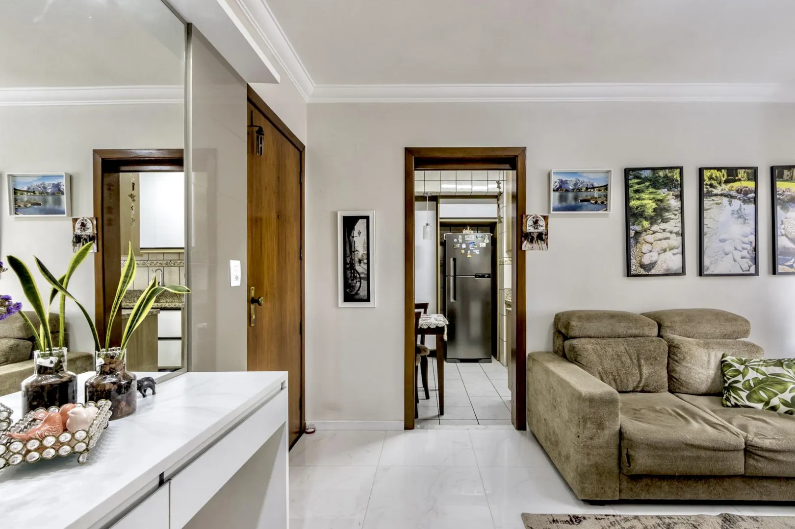 R$ 598.000 - LINDO APARTAMENTO GARDEN - 99M2 - 2 DORM - P&Aacute;TIO PRIVATIVO - 2 VAGAS Avenida Bagé Porto Alegre - 