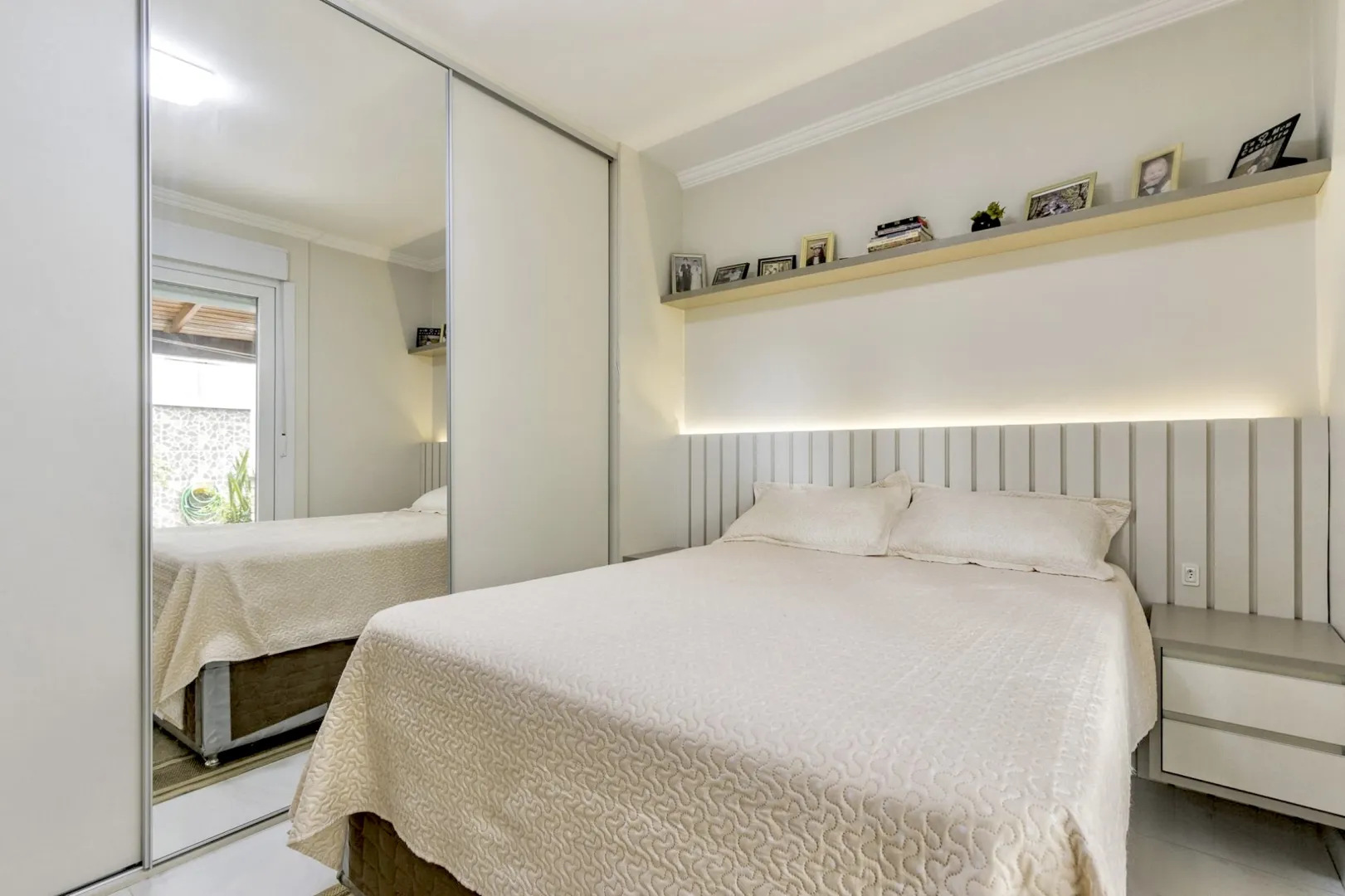 R$ 598.000 - LINDO APARTAMENTO GARDEN - 99M2 - 2 DORM - P&Aacute;TIO PRIVATIVO - 2 VAGAS Avenida Bagé Porto Alegre - 