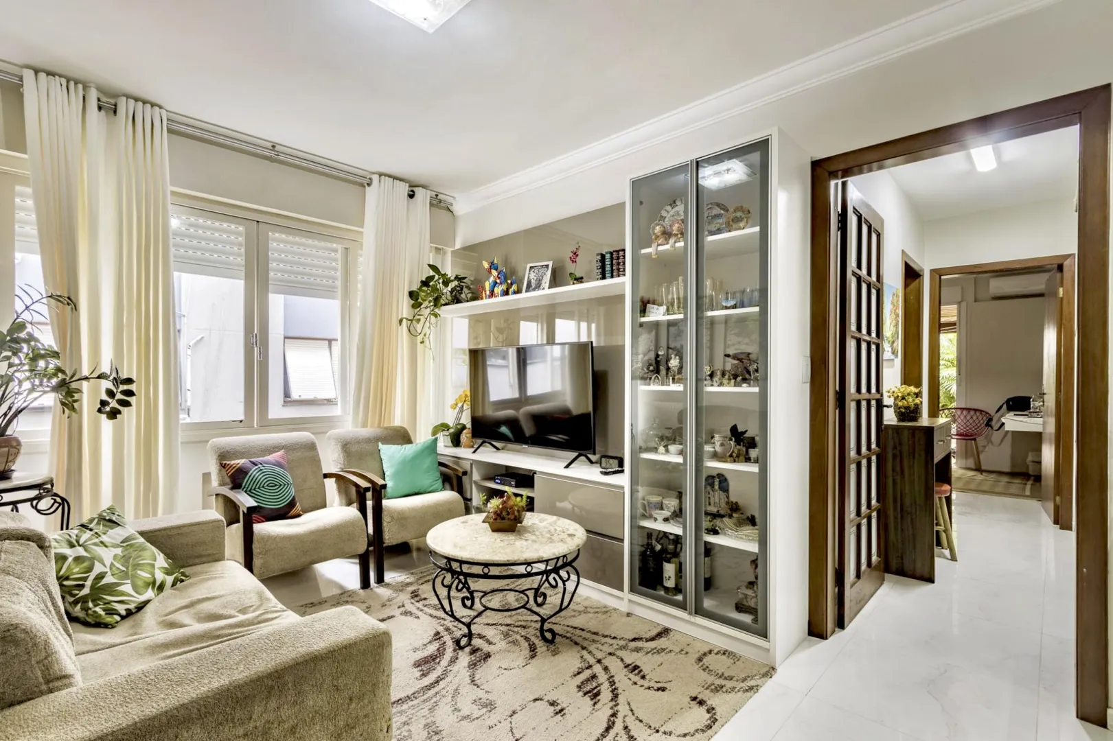 R$ 598.000 - LINDO APARTAMENTO GARDEN - 99M2 - 2 DORM - P&Aacute;TIO PRIVATIVO - 2 VAGAS Avenida Bagé Porto Alegre - 