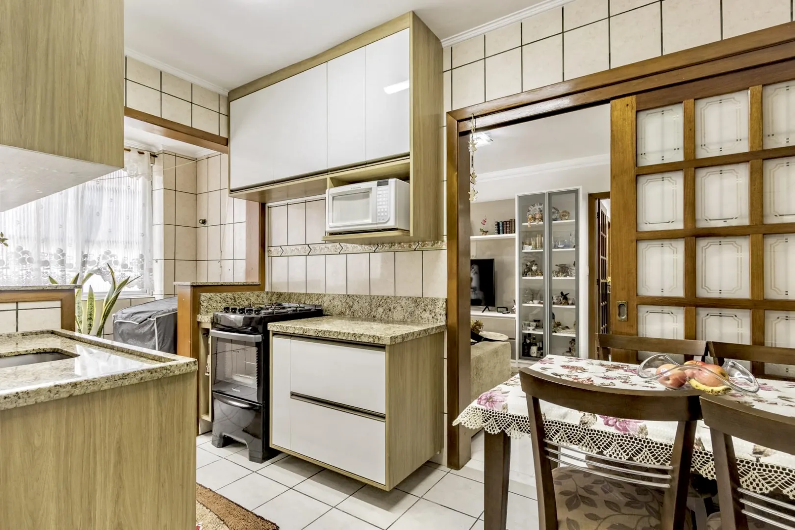 R$ 598.000 - LINDO APARTAMENTO GARDEN - 99M2 - 2 DORM - P&Aacute;TIO PRIVATIVO - 2 VAGAS Avenida Bagé Porto Alegre - 