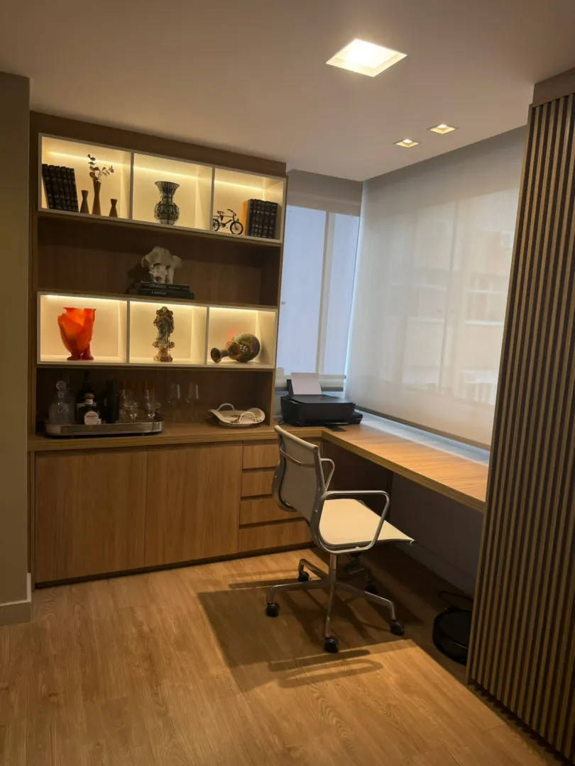 APARTAMENTO 3 QUARTOS 2 SU&Iacute;TES HOME VARANDA LAVABO 2 GARAGENS &Agrave; VENDA NA BARRA! Avenida Princesa Isabel Salvador - 