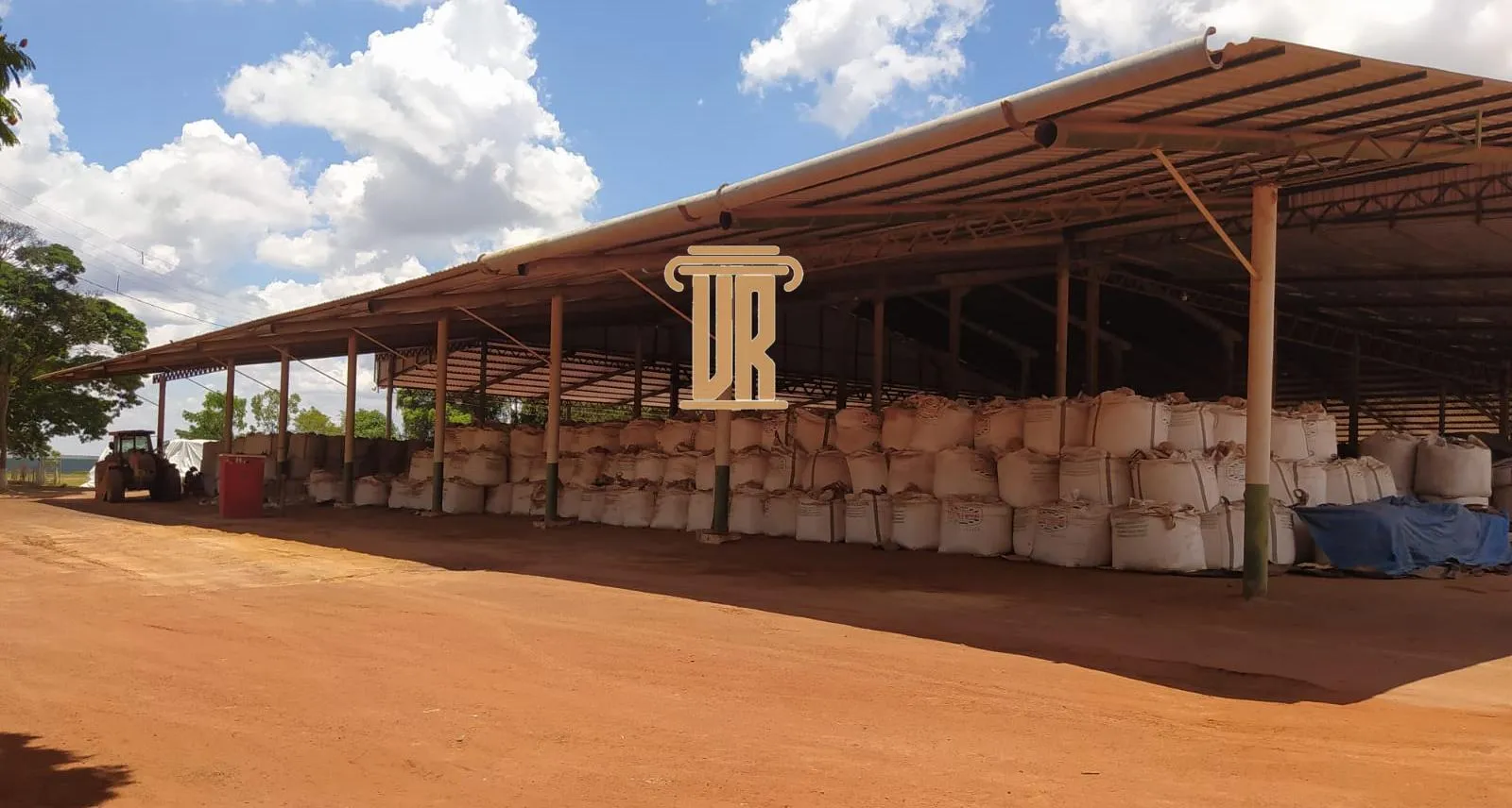 FAZENDA DE 5.000 HECTARES EM UNA&Iacute; - MG  Unaí - 