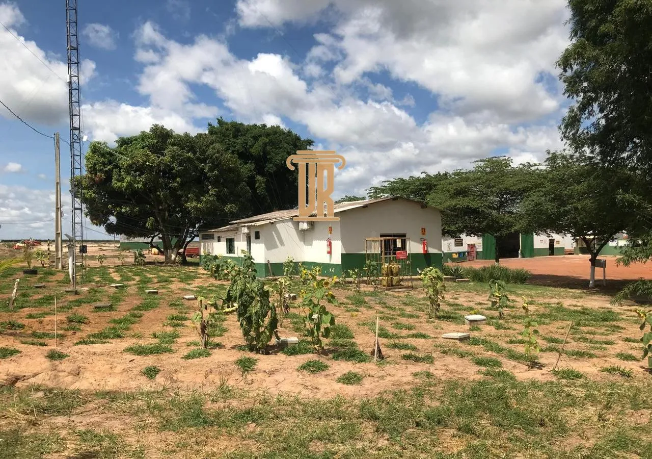 FAZENDA DE 5.000 HECTARES EM UNA&Iacute; - MG  Unaí - 
