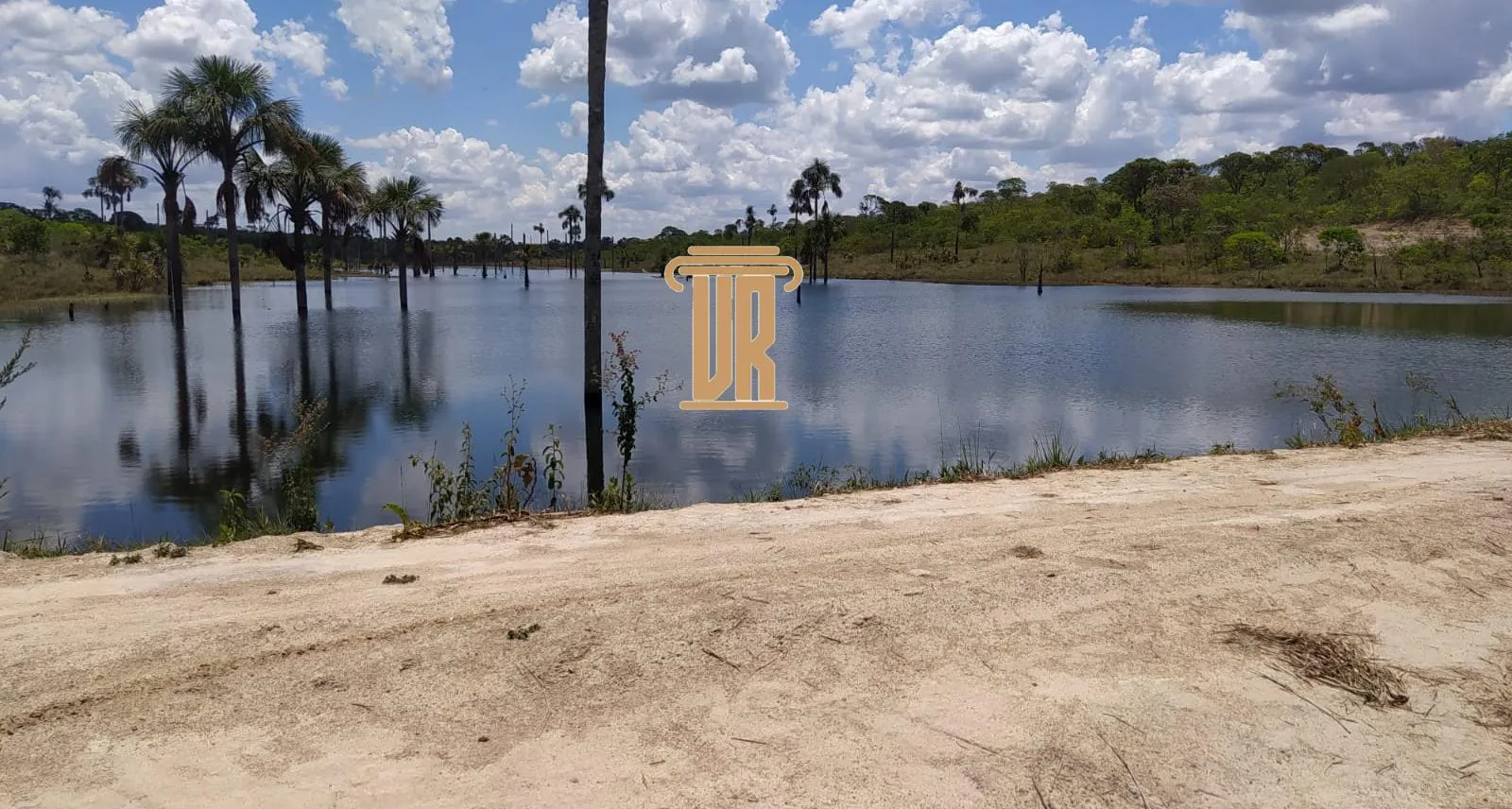 FAZENDA DE 5.000 HECTARES EM UNA&Iacute; - MG  Unaí - 