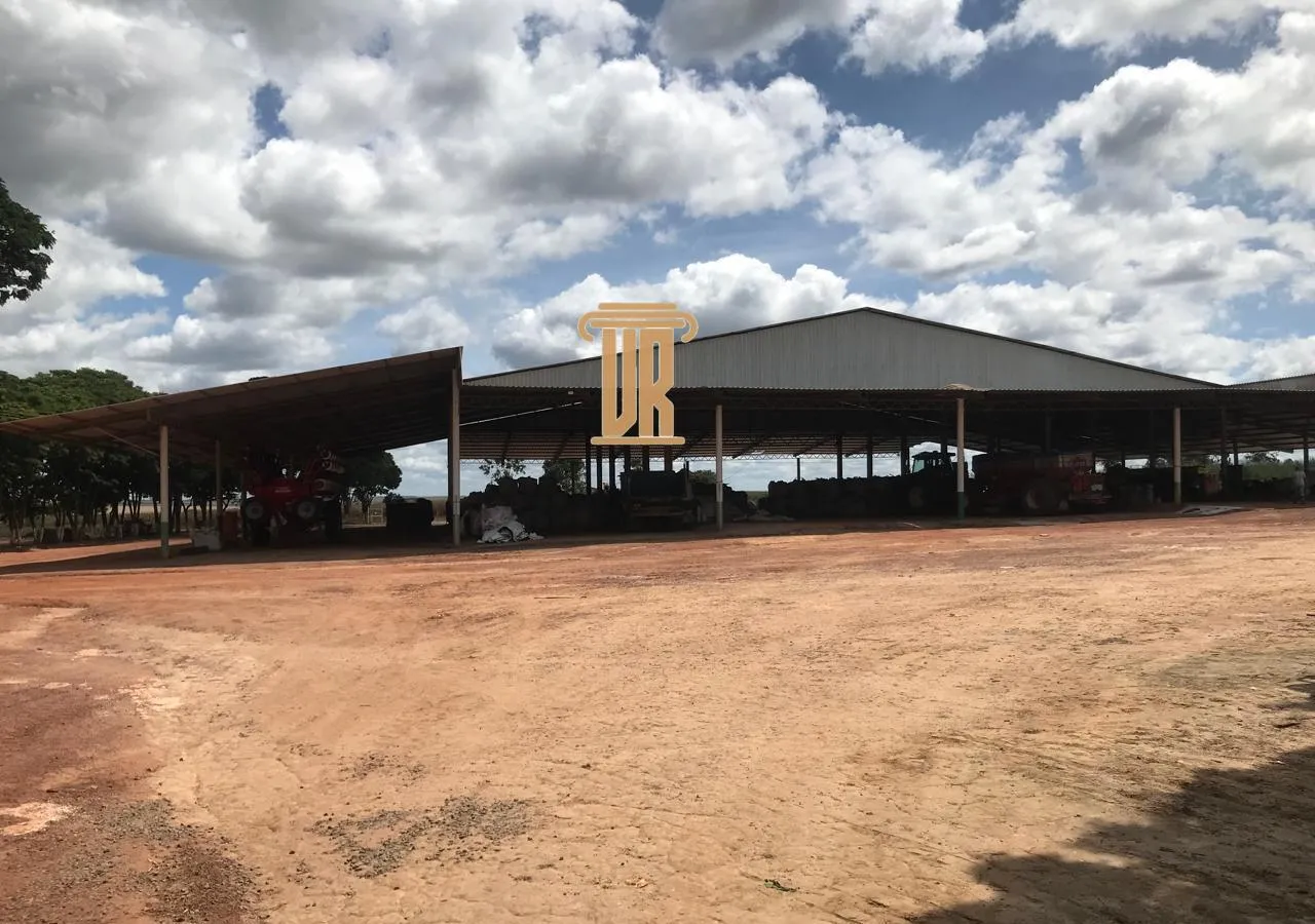FAZENDA DE 5.000 HECTARES EM UNA&Iacute; - MG  Unaí - 