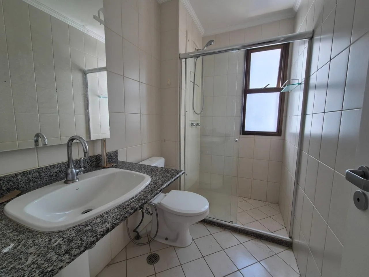APARTAMENTO ALTO PADR&Atilde;O 4 QUARTOS 3 SU&Iacute;TES VARANDA PISCINA ACADEMIA &Agrave; VENDA NA PITUBA! Rua Ceará Salvador - 