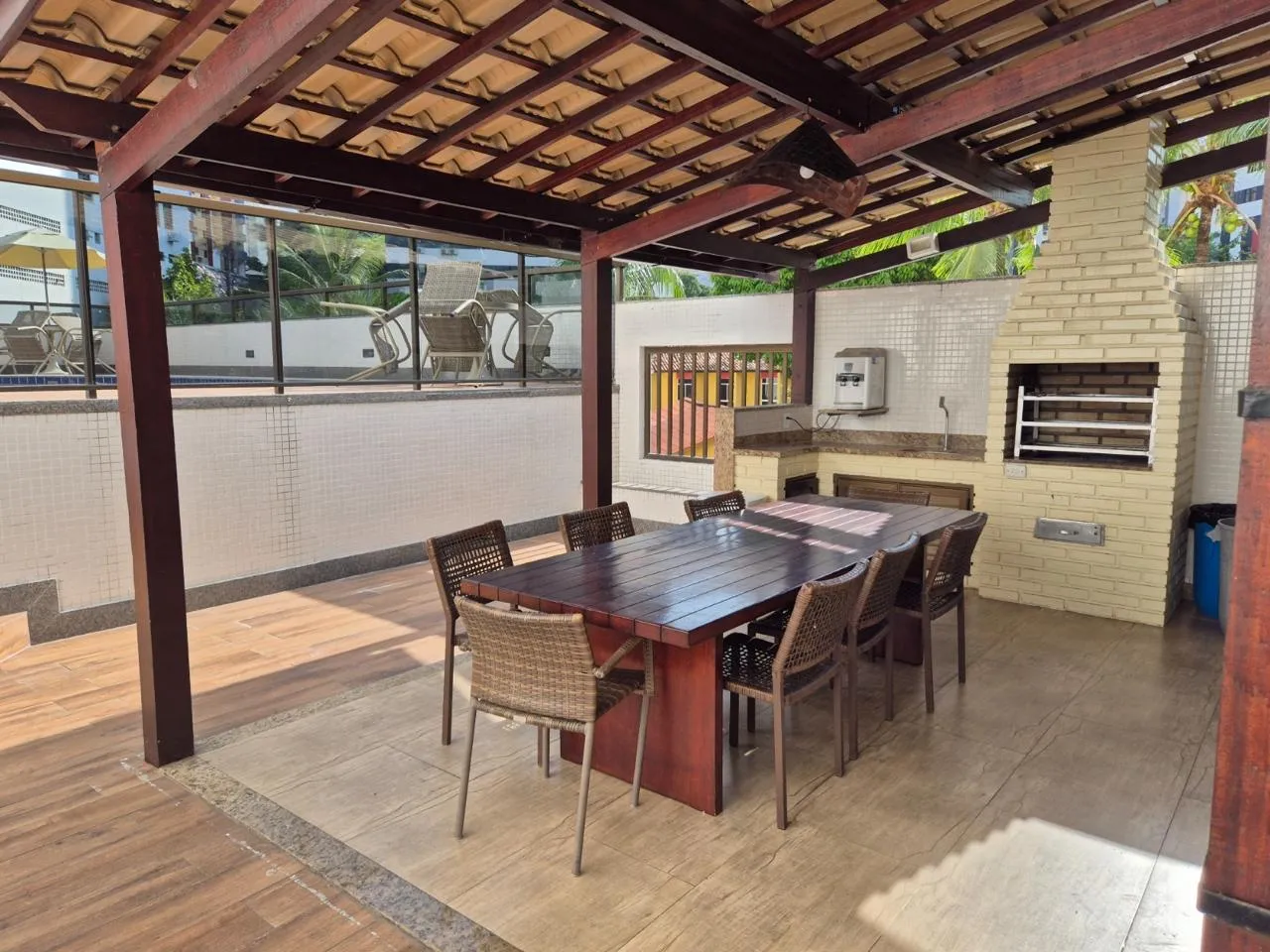APARTAMENTO ALTO PADR&Atilde;O 4 QUARTOS 3 SU&Iacute;TES VARANDA PISCINA ACADEMIA &Agrave; VENDA NA PITUBA! Rua Ceará Salvador - 