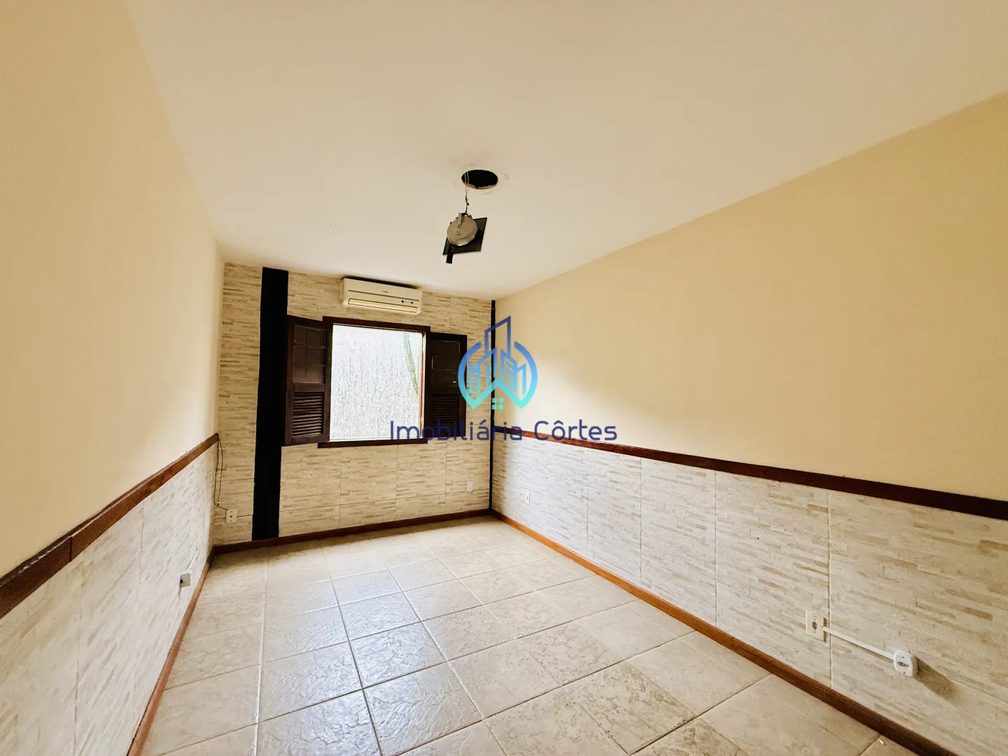 CASA COM PISCINA E ESPA&Ccedil;O GOURMET &Agrave; VENDA EM GUAPIMIRIM  Guapimirim - 