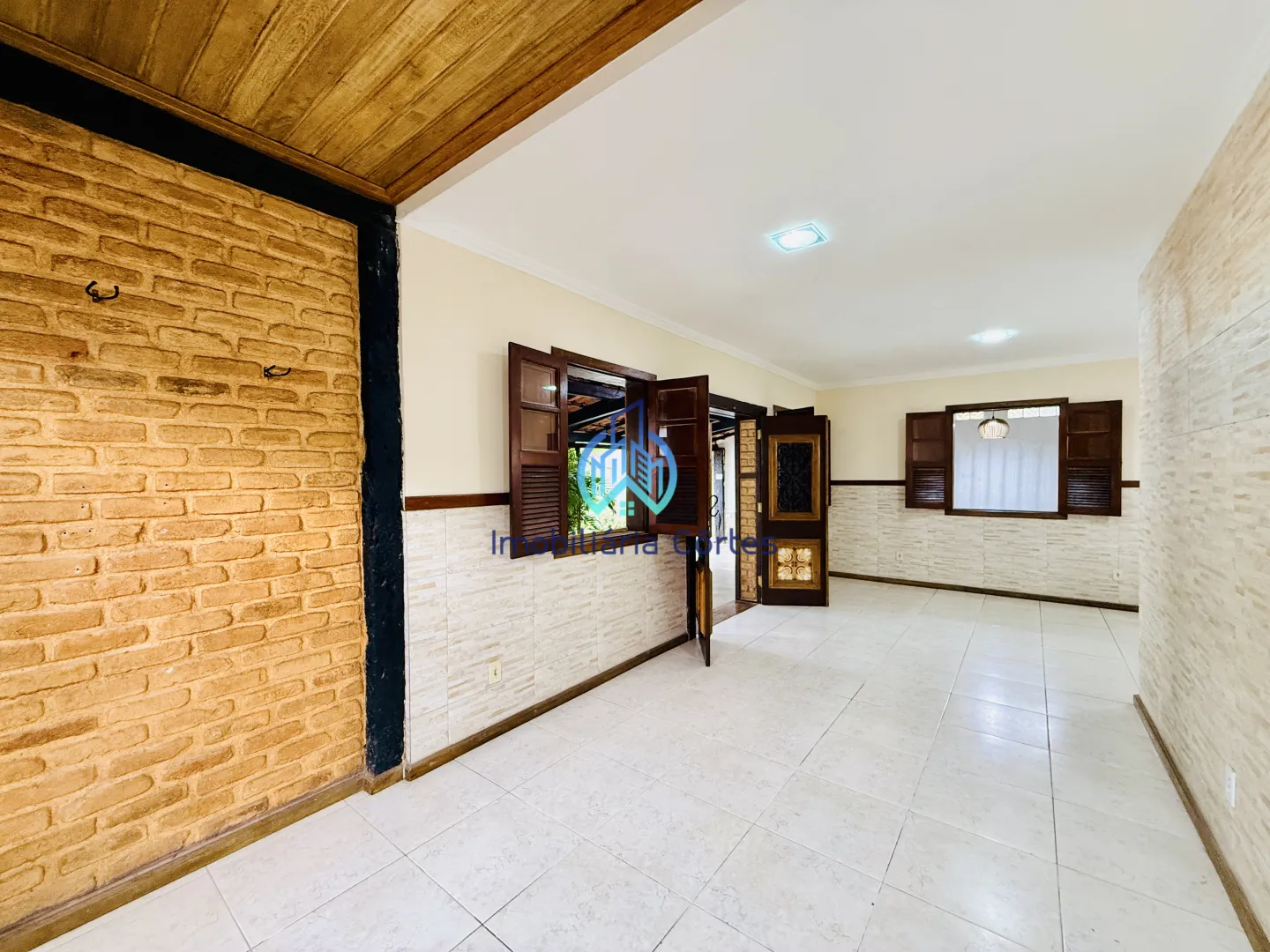 CASA COM PISCINA E ESPA&Ccedil;O GOURMET &Agrave; VENDA EM GUAPIMIRIM  Guapimirim - 
