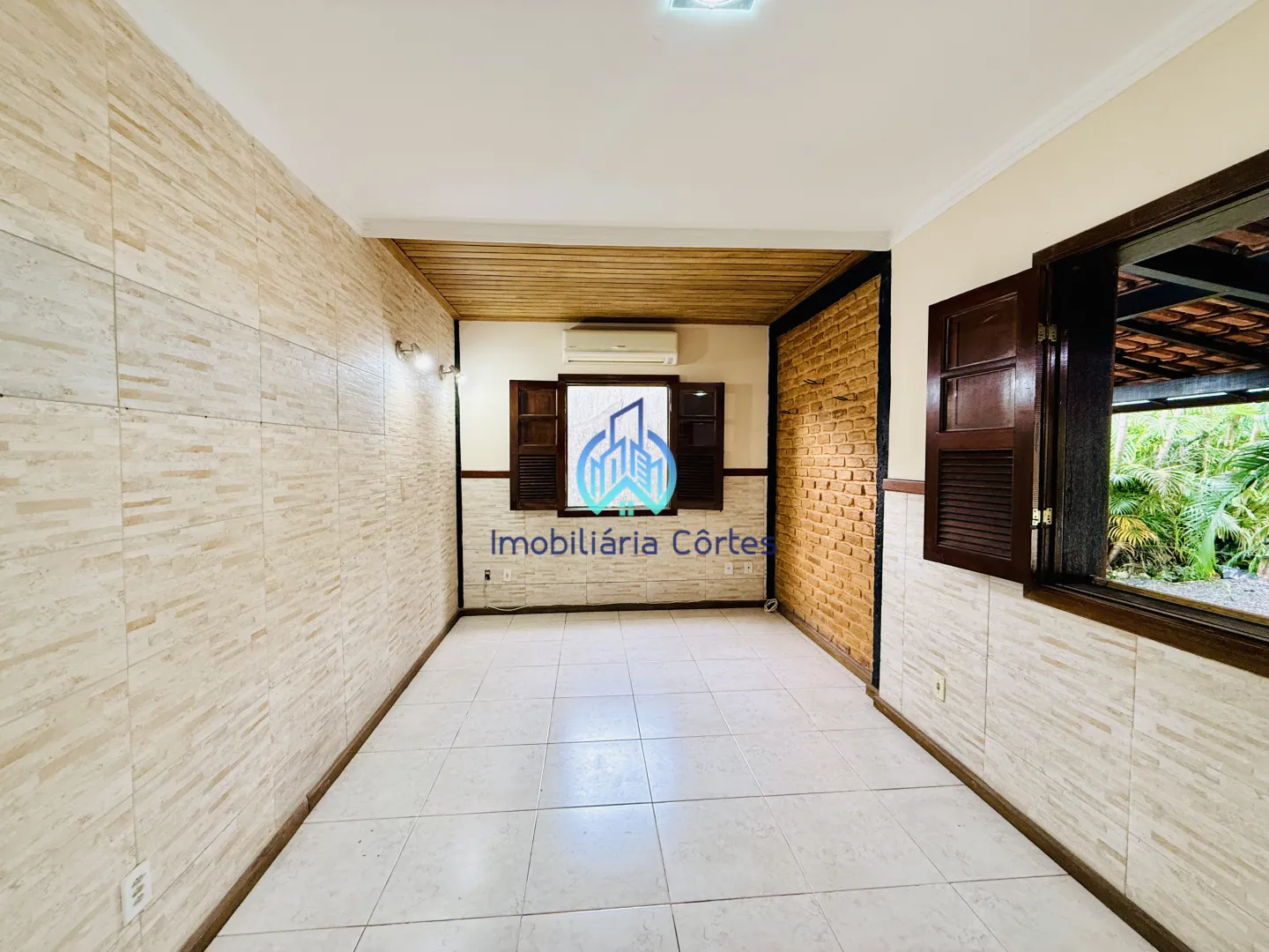 CASA COM PISCINA E ESPA&Ccedil;O GOURMET &Agrave; VENDA EM GUAPIMIRIM  Guapimirim - 