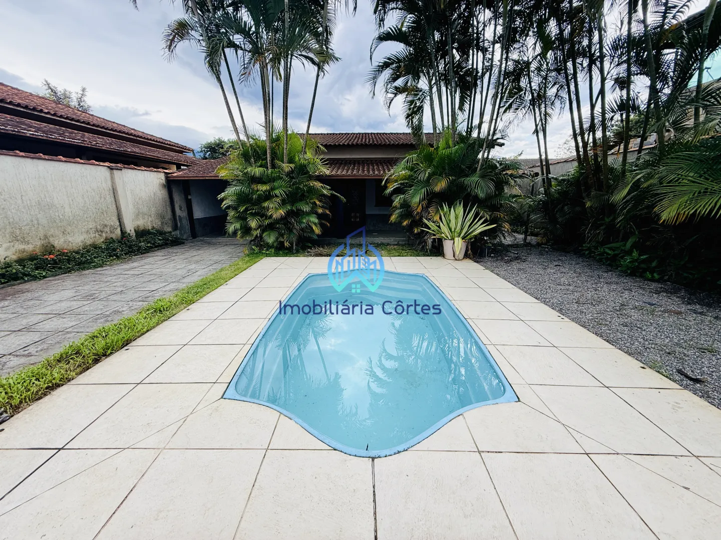 CASA COM PISCINA E ESPA&Ccedil;O GOURMET &Agrave; VENDA EM GUAPIMIRIM  Guapimirim - 
