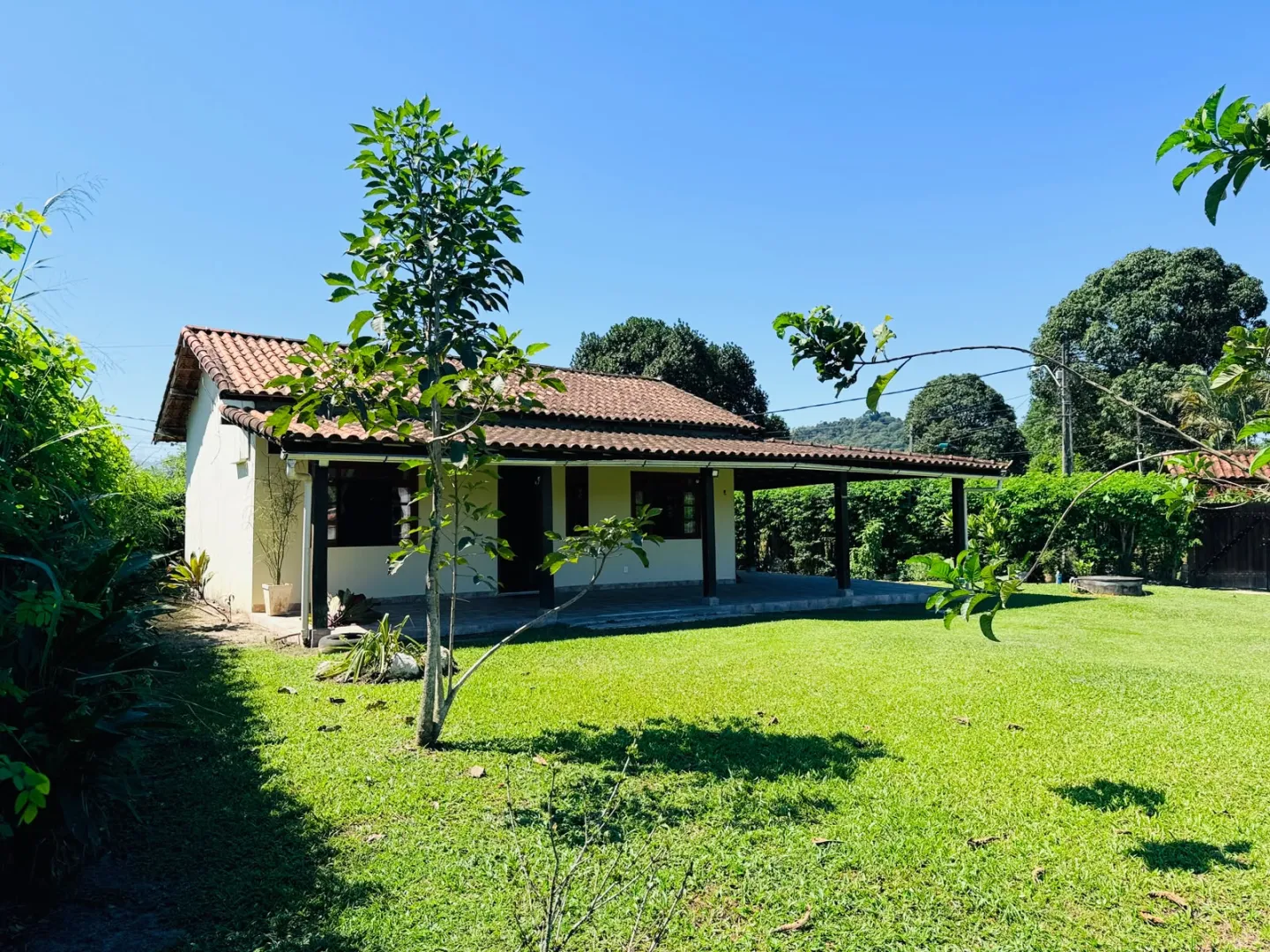🏡 CASA COM PISCINA &Agrave; VENDA EM GUAPIMIRIM &ndash; 906 m&sup2; DE TERRENO  Guapimirim - 