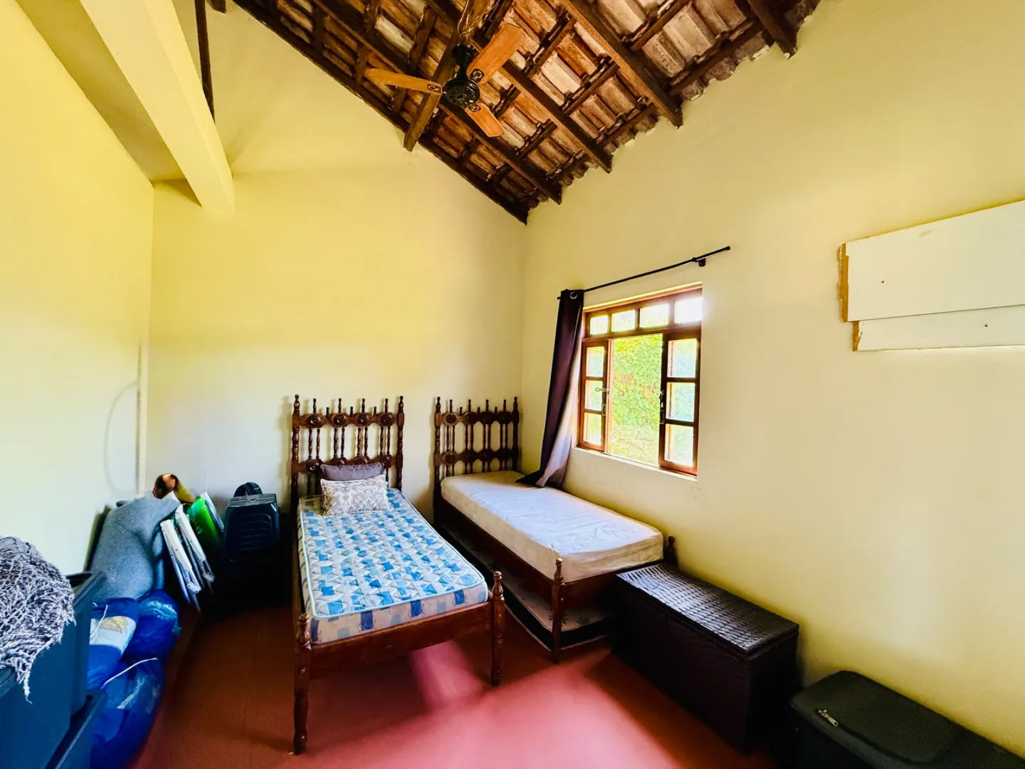🏡 CASA COM PISCINA &Agrave; VENDA EM GUAPIMIRIM &ndash; 906 m&sup2; DE TERRENO  Guapimirim - 