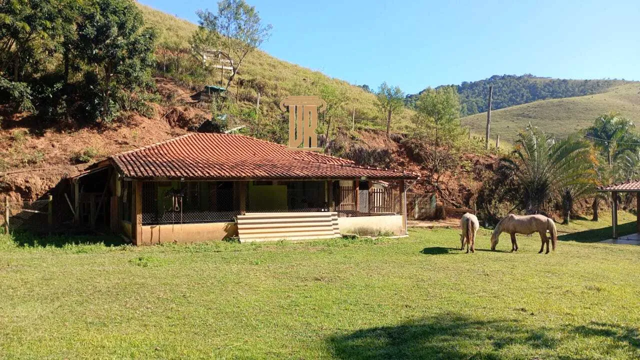S&Iacute;TIO DE 5,5 ALQUEIRES EM NATIVIDADE DA SERRA - SP  Natividade da Serra - 