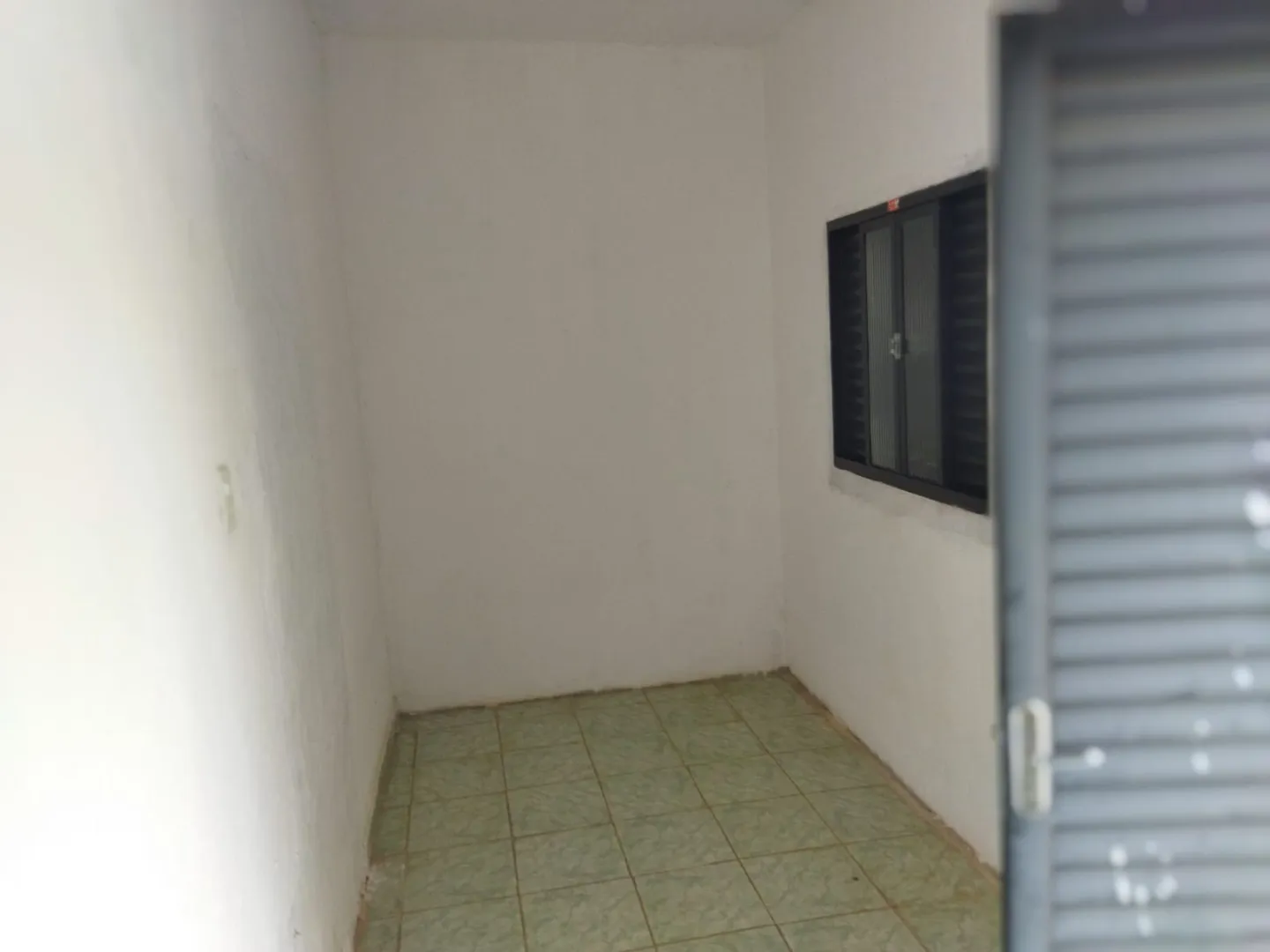 São 1.000 m2 de terreno com casa pequena — foto 15
