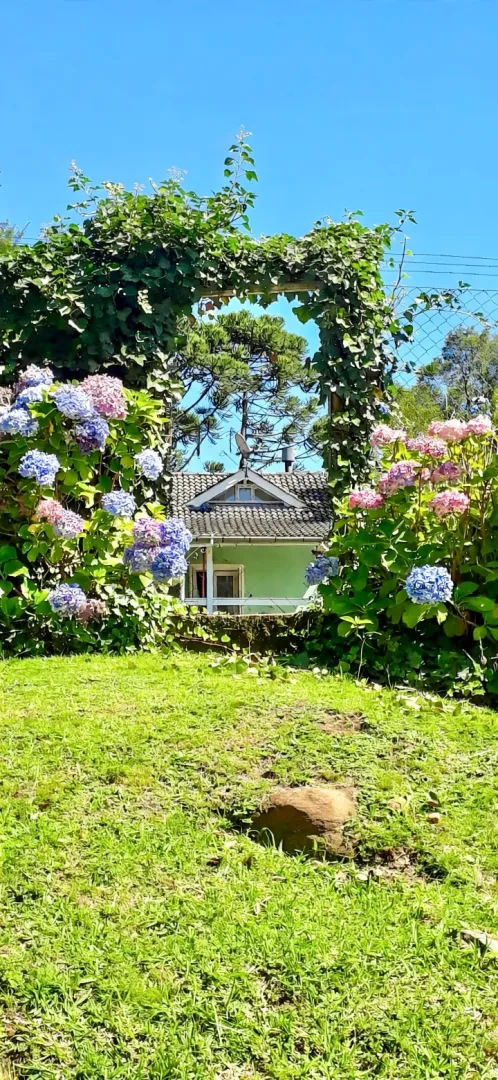 R$ 598.000 - LINDA CASA - LAZER E NATUREZA - VISTA PARA A BARRAGEM Rua da Igreja São Francisco de Paula - 