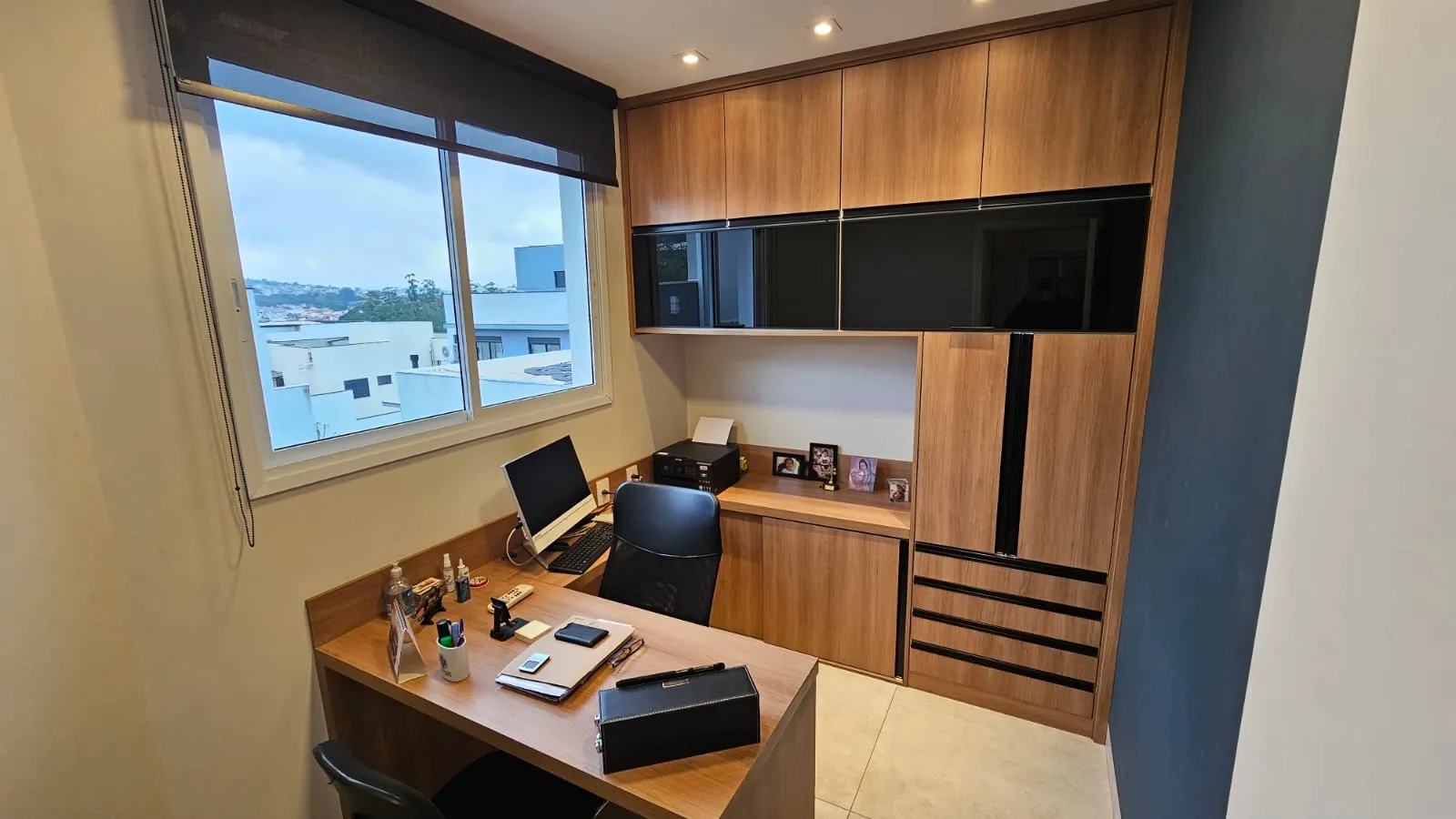 Casa &Aacute; Venda, 277m - 3 Su&iacute;tes - R$ 2.700.000 - Cond. Vilazul - Sorocaba SP Avenida Três de Março Sorocaba - 