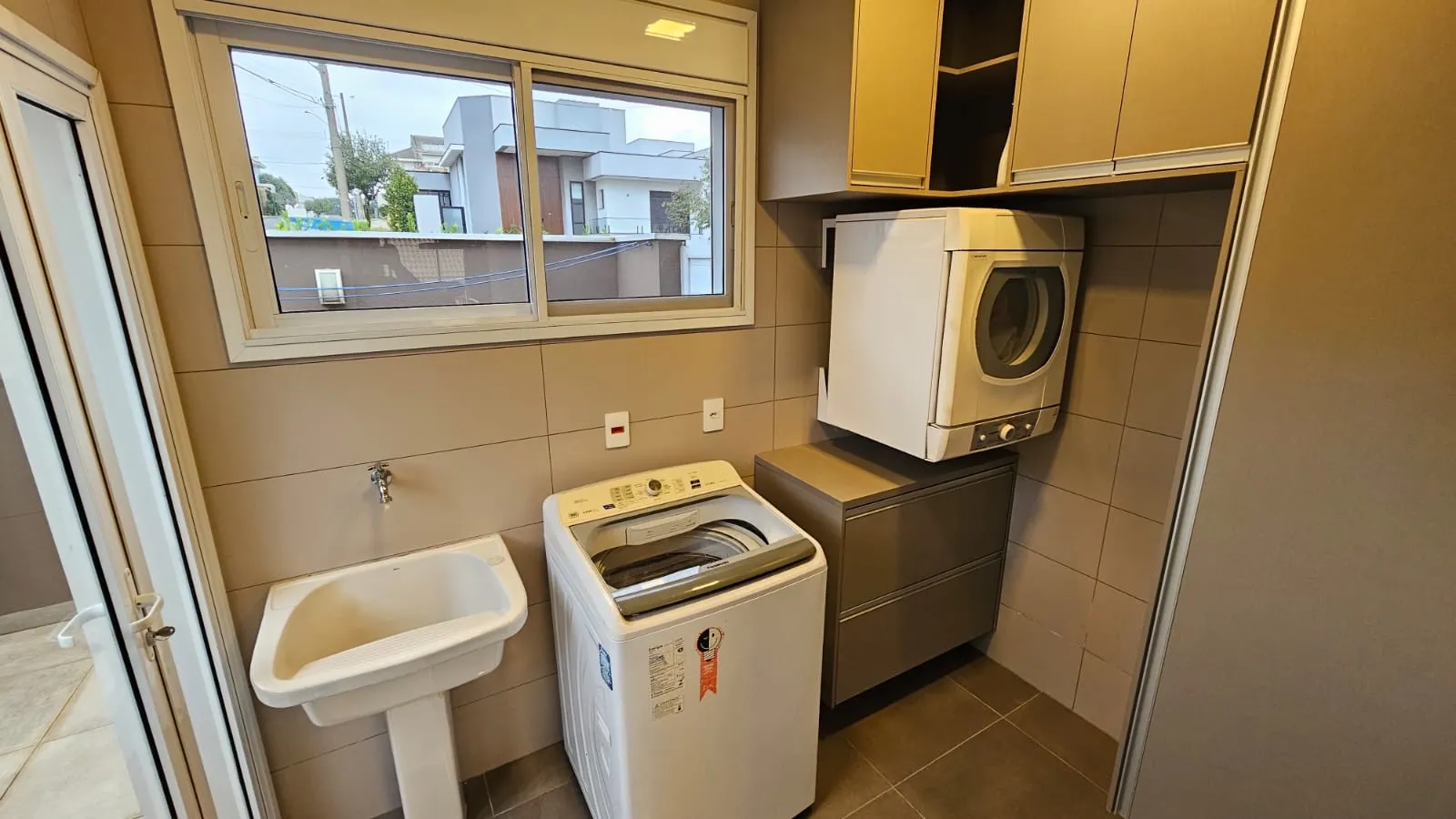 Casa &Aacute; Venda, 277m - 3 Su&iacute;tes - R$ 2.700.000 - Cond. Vilazul - Sorocaba SP Avenida Três de Março Sorocaba - 