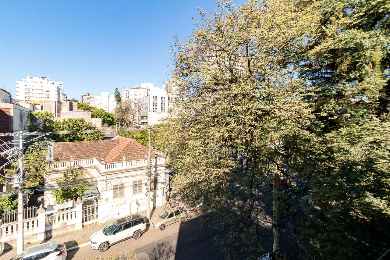 R$ 380.000 - OPORTUNIDADE - BELO APARTAMENTO - 82M2 - 2 DORM - VISTA Rua Coronel Bordini Porto Alegre - 