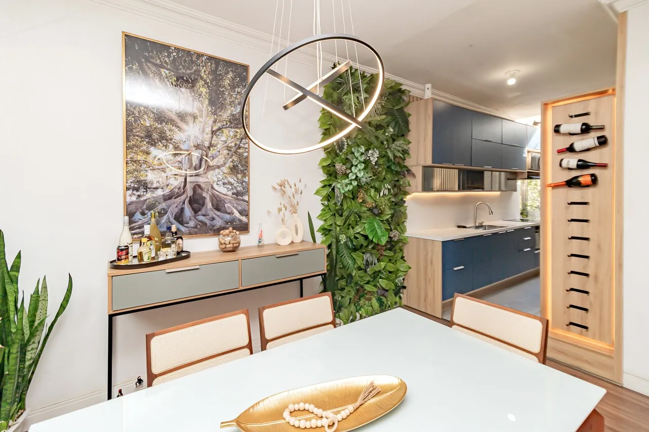 R$ 380.000 - OPORTUNIDADE - BELO APARTAMENTO - 82M2 - 2 DORM - VISTA Rua Coronel Bordini Porto Alegre - 