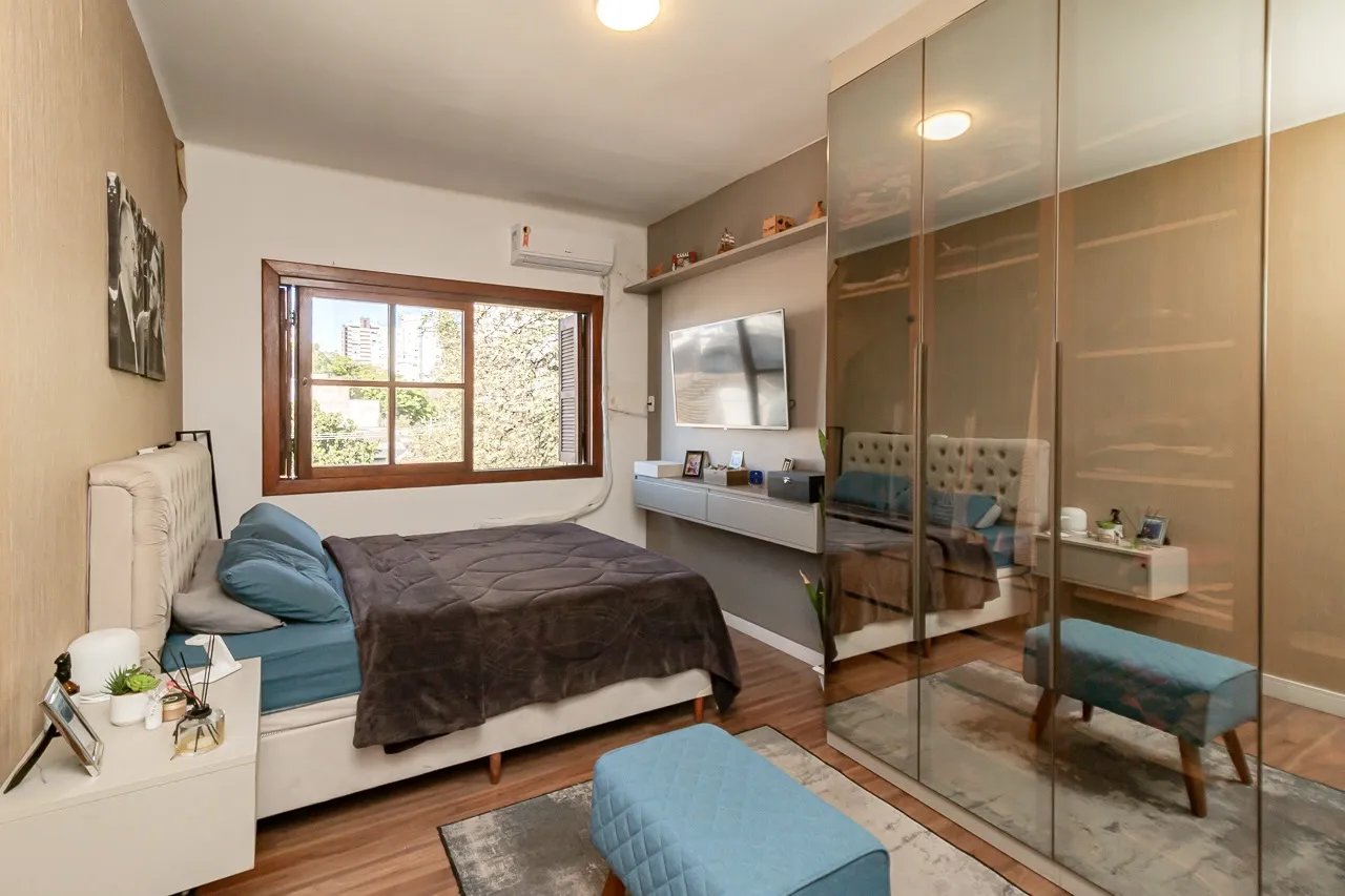R$ 380.000 - OPORTUNIDADE - BELO APARTAMENTO - 82M2 - 2 DORM - VISTA Rua Coronel Bordini Porto Alegre - 