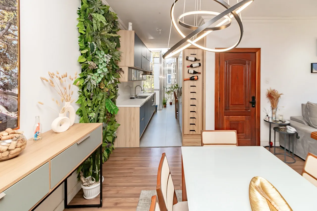 R$ 380.000 - OPORTUNIDADE - BELO APARTAMENTO - 82M2 - 2 DORM - VISTA Rua Coronel Bordini Porto Alegre - 