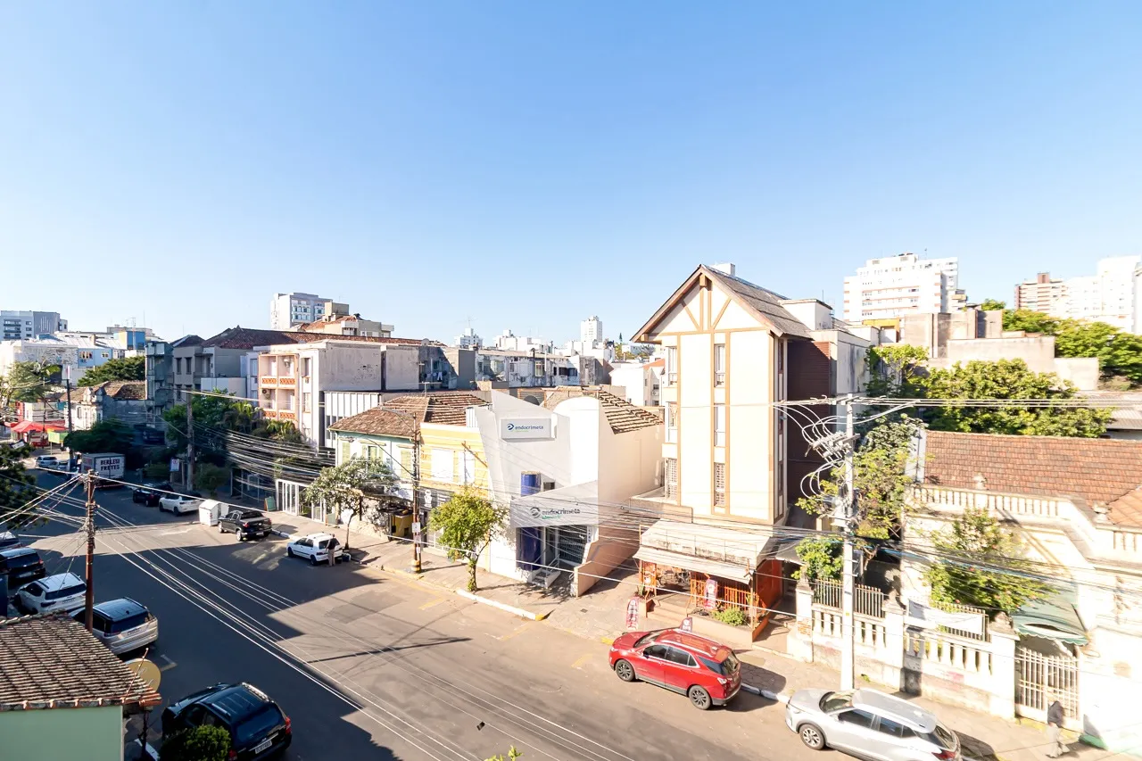 R$ 380.000 - OPORTUNIDADE - BELO APARTAMENTO - 82M2 - 2 DORM - VISTA Rua Coronel Bordini Porto Alegre - 