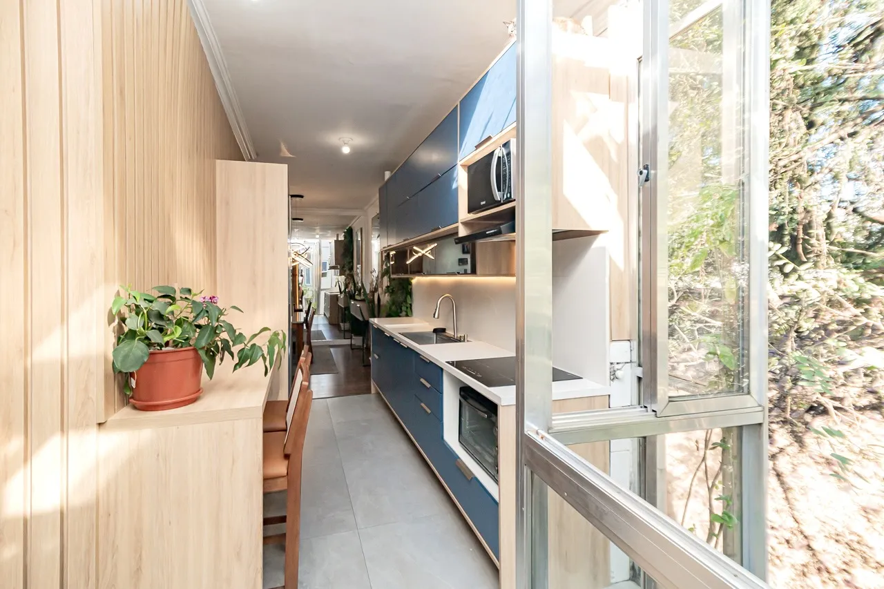 R$ 380.000 - OPORTUNIDADE - BELO APARTAMENTO - 82M2 - 2 DORM - VISTA Rua Coronel Bordini Porto Alegre - 